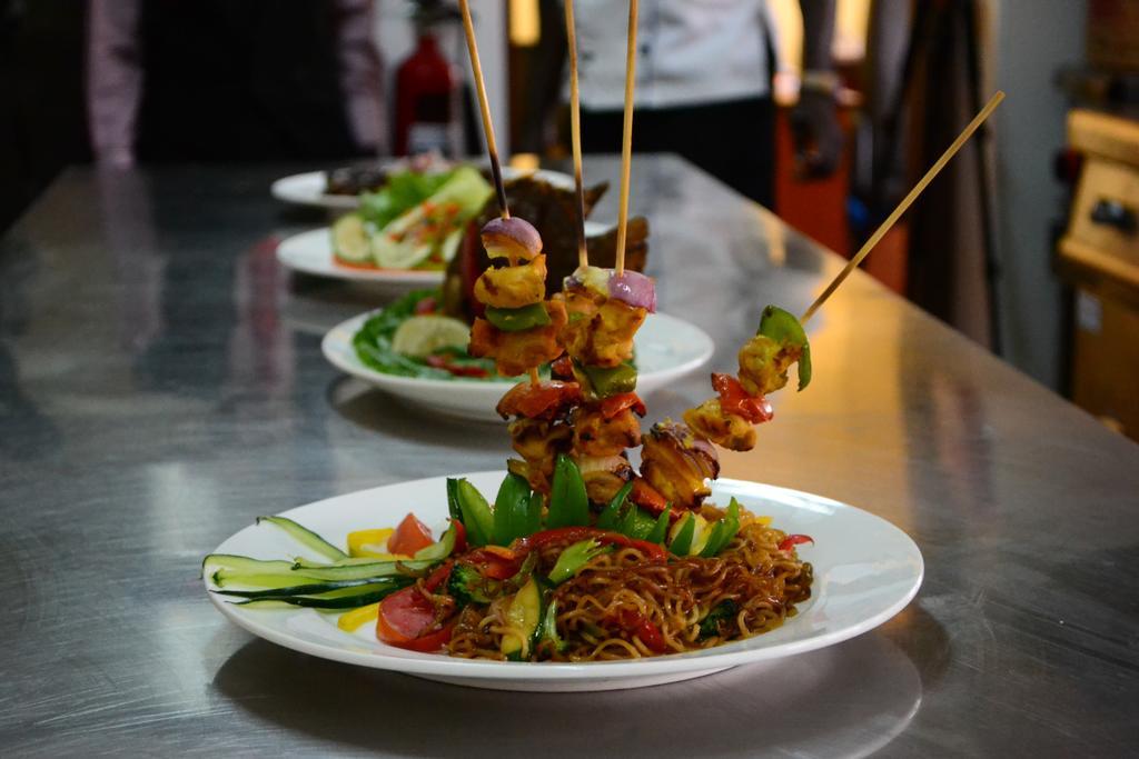 Eddy Suites, Emeli Hotel Nairobi Ngoại thất bức ảnh