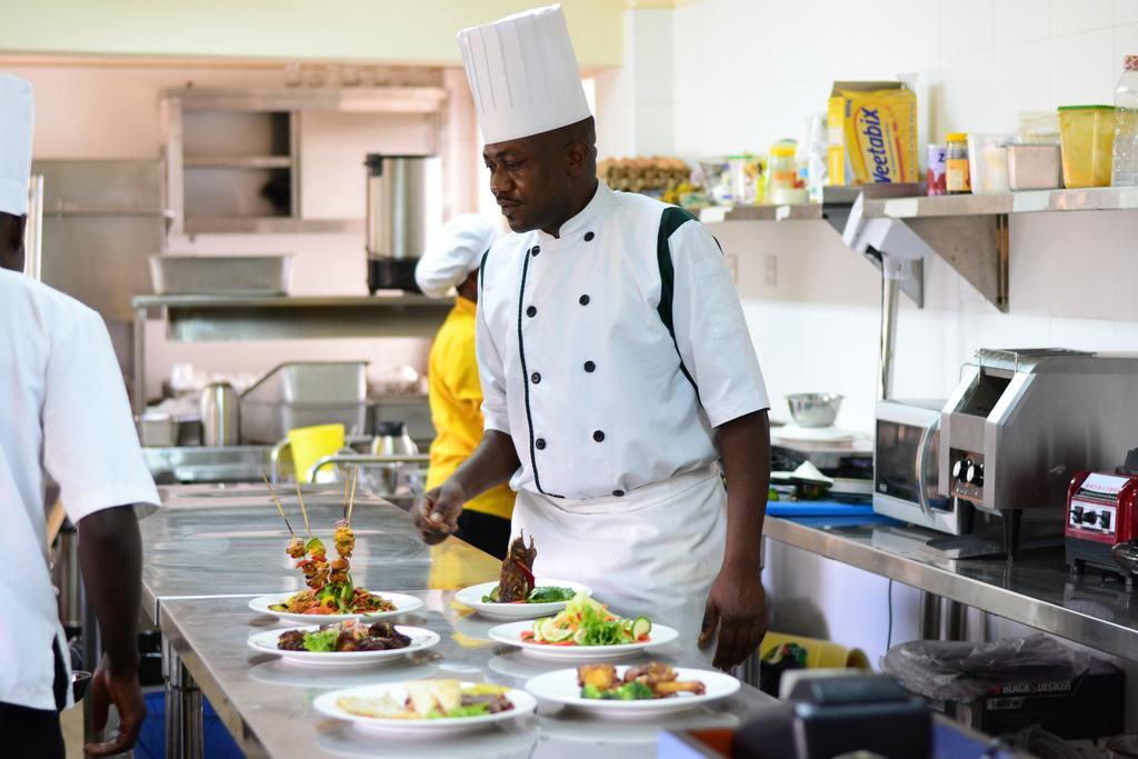 Eddy Suites, Emeli Hotel Nairobi Ngoại thất bức ảnh