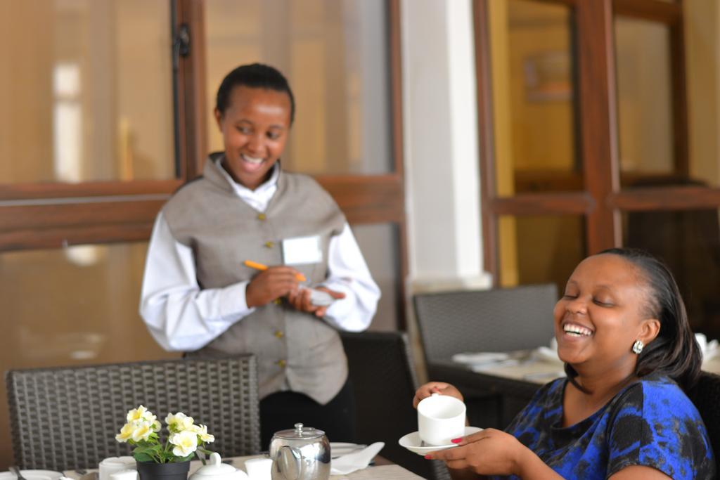 Eddy Suites, Emeli Hotel Nairobi Ngoại thất bức ảnh