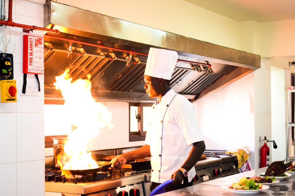 Eddy Suites, Emeli Hotel Nairobi Ngoại thất bức ảnh