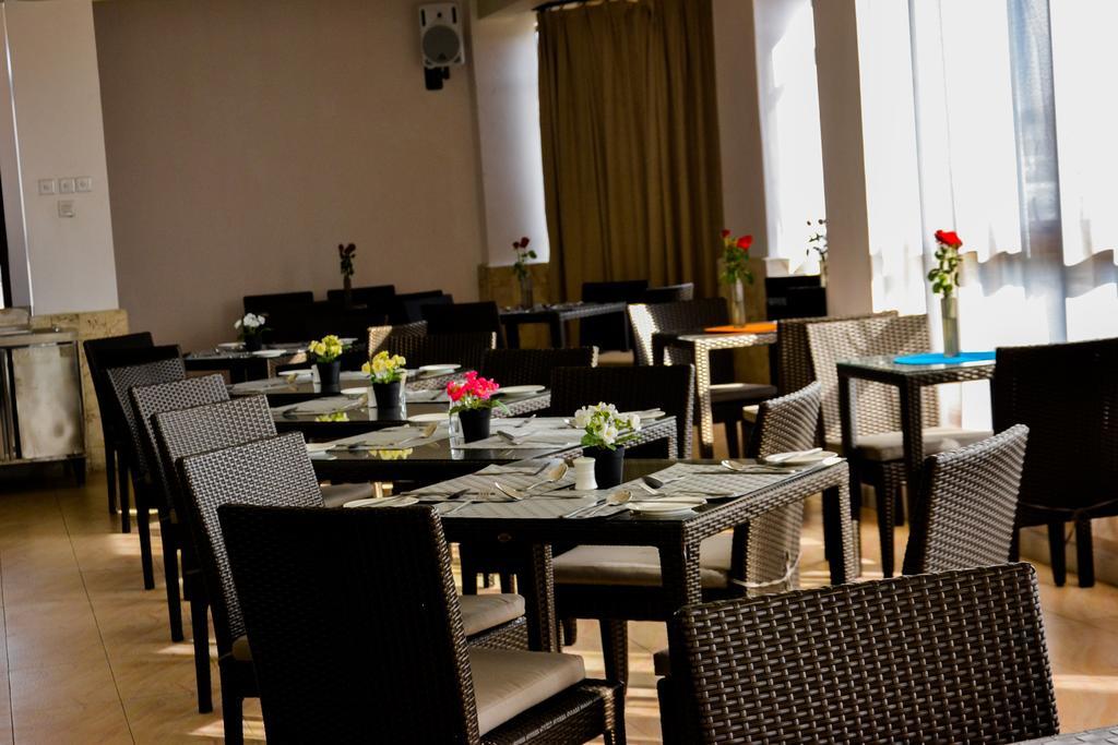 Eddy Suites, Emeli Hotel Nairobi Ngoại thất bức ảnh