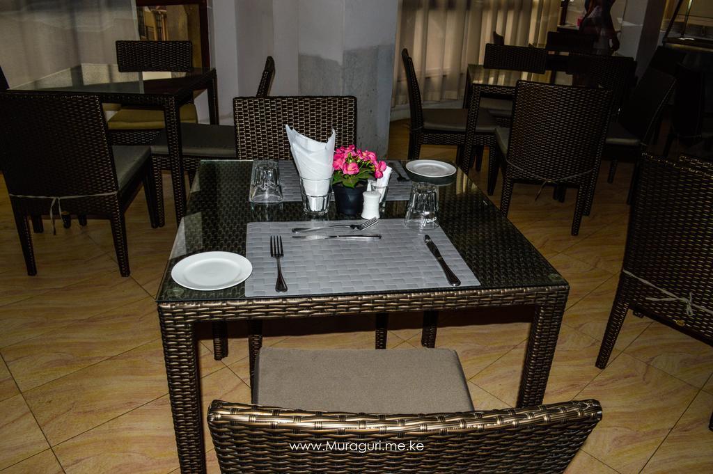 Eddy Suites, Emeli Hotel Nairobi Ngoại thất bức ảnh